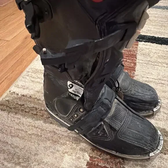 Fly Racing Maverick Unisex Youth Size 6 Black Motocross Boots